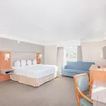 Casa Bella Inn & Suites Extended Stay