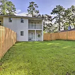 Cozy Tallahassee Apartment With Spacious Yard!