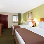 Howard Johnson By Wyndham Tallahassee