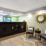 Howard Johnson By Wyndham Tallahassee