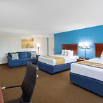 Days Inn & Suites By Wyndham Tallahassee Conf Center I-10