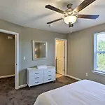 Ideally Located And Elegant Condo With Balcony!