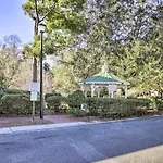 Sassy Tallahassee Home, 5 Mi To Downtown!