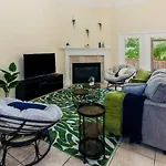 347 Cozy 4Br Tallahassee Cozy, Spacious, Corn Hole, Jetted Tub