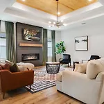 New Take On Midtown Modern