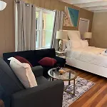 Spacious Comfortable Studio Unit