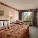Days Inn Tallahassee