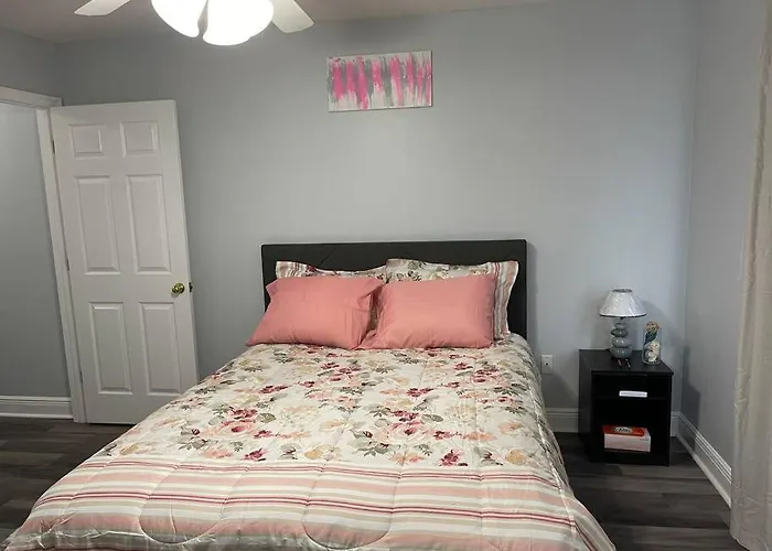 Cheerful 3-Bedrooms With Free Parking On Premises
