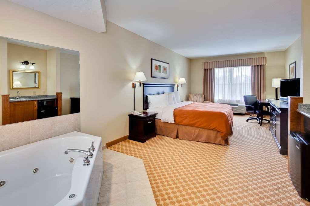 Country & By Radisson, Tallahassee-university Area, Fl Hotel