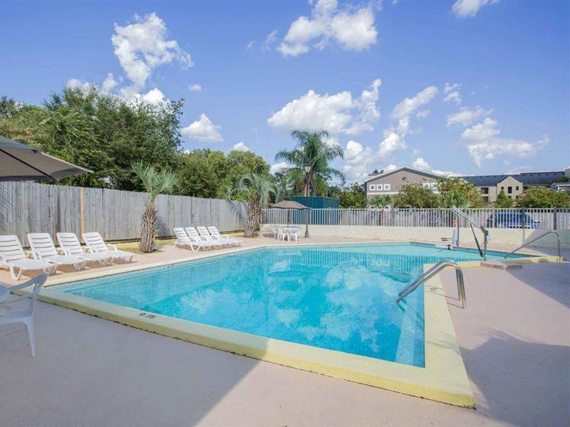 Days By Wyndham Center 2* Tallahassee