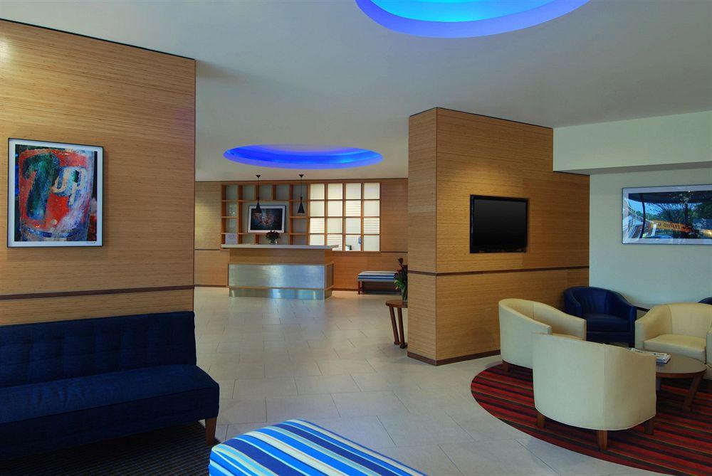 Hotel Four Points By Sheraton Downtown