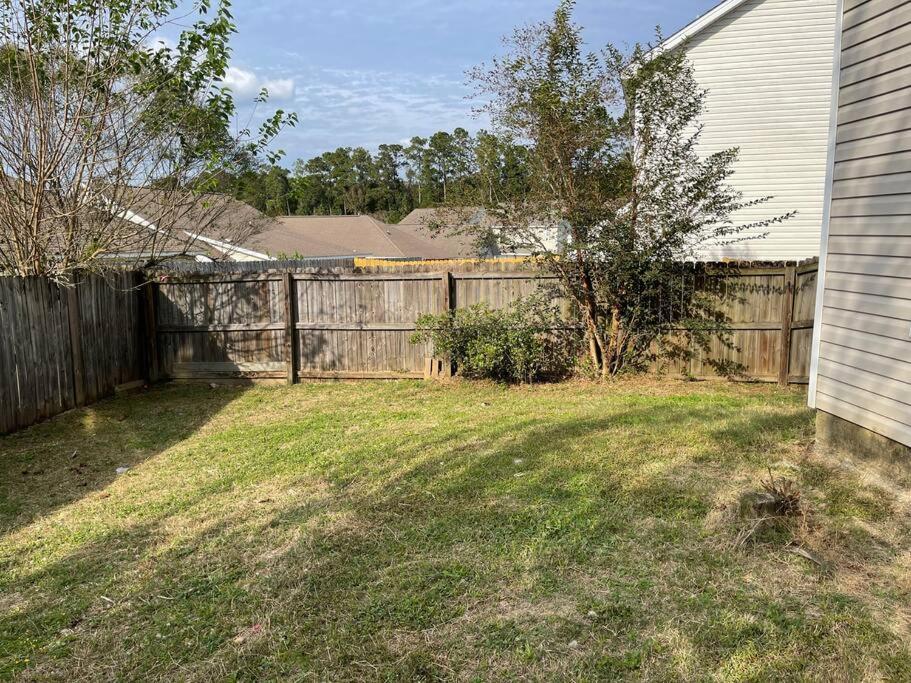 Cheerful 3-bedrooms With Free Parking On Premises Holiday home Tallahassee