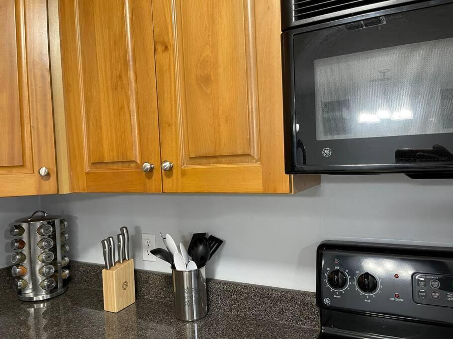 Holiday home Cheerful 3-bedrooms With Free Parking On Premises Tallahassee