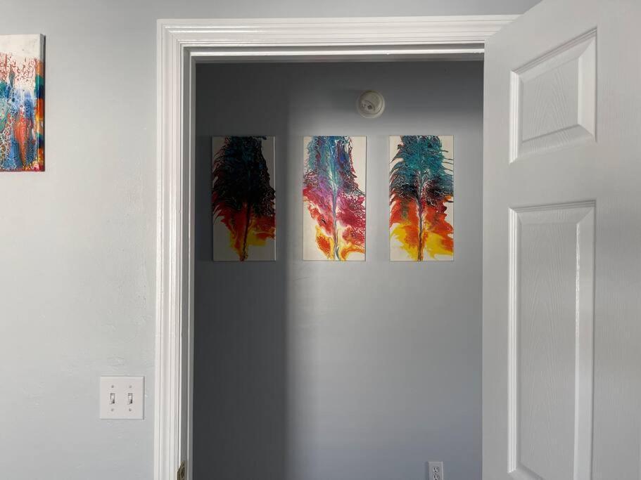 Cheerful 3-bedrooms With Free Parking On Premises