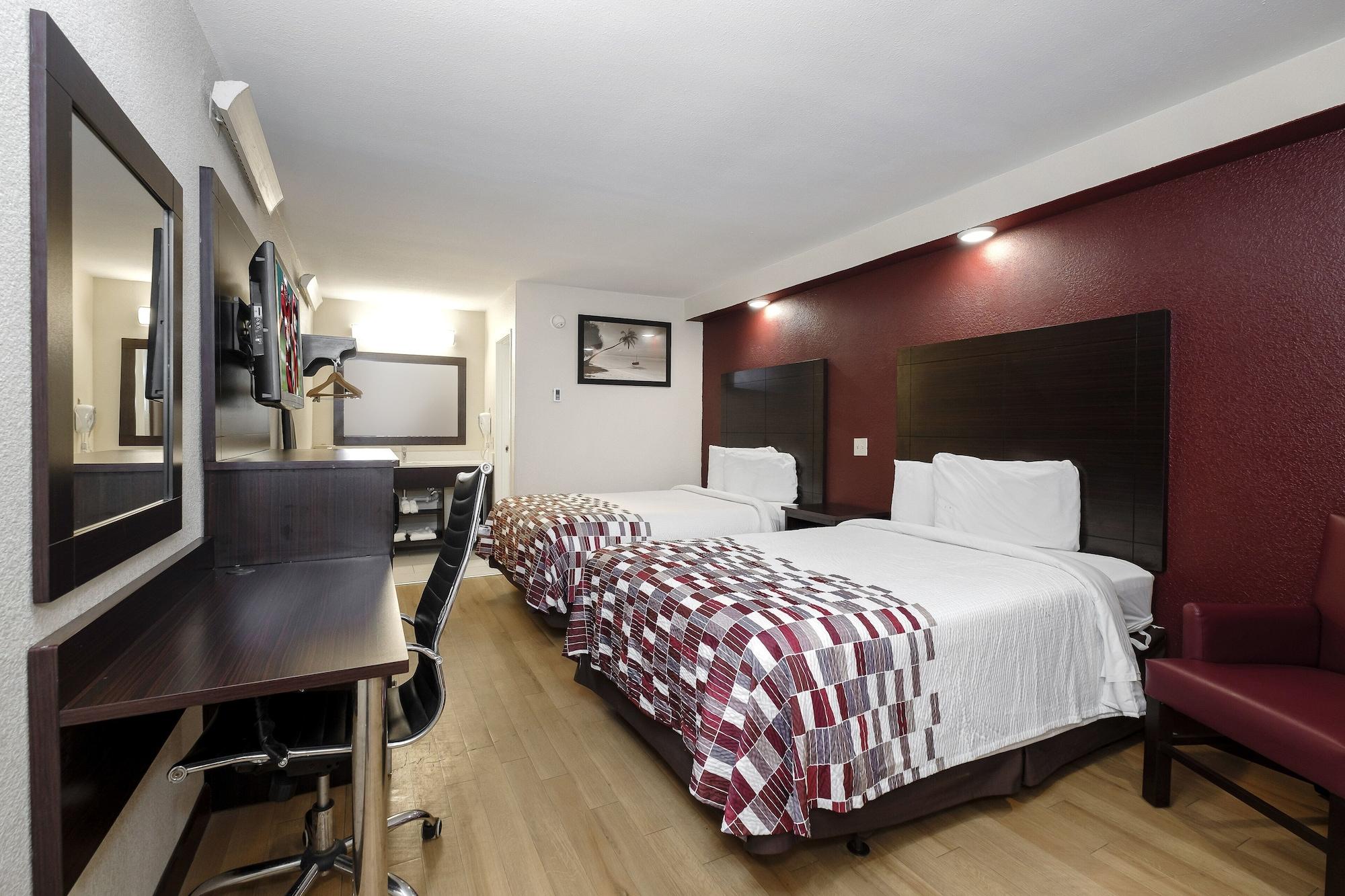 Red Roof - Motel