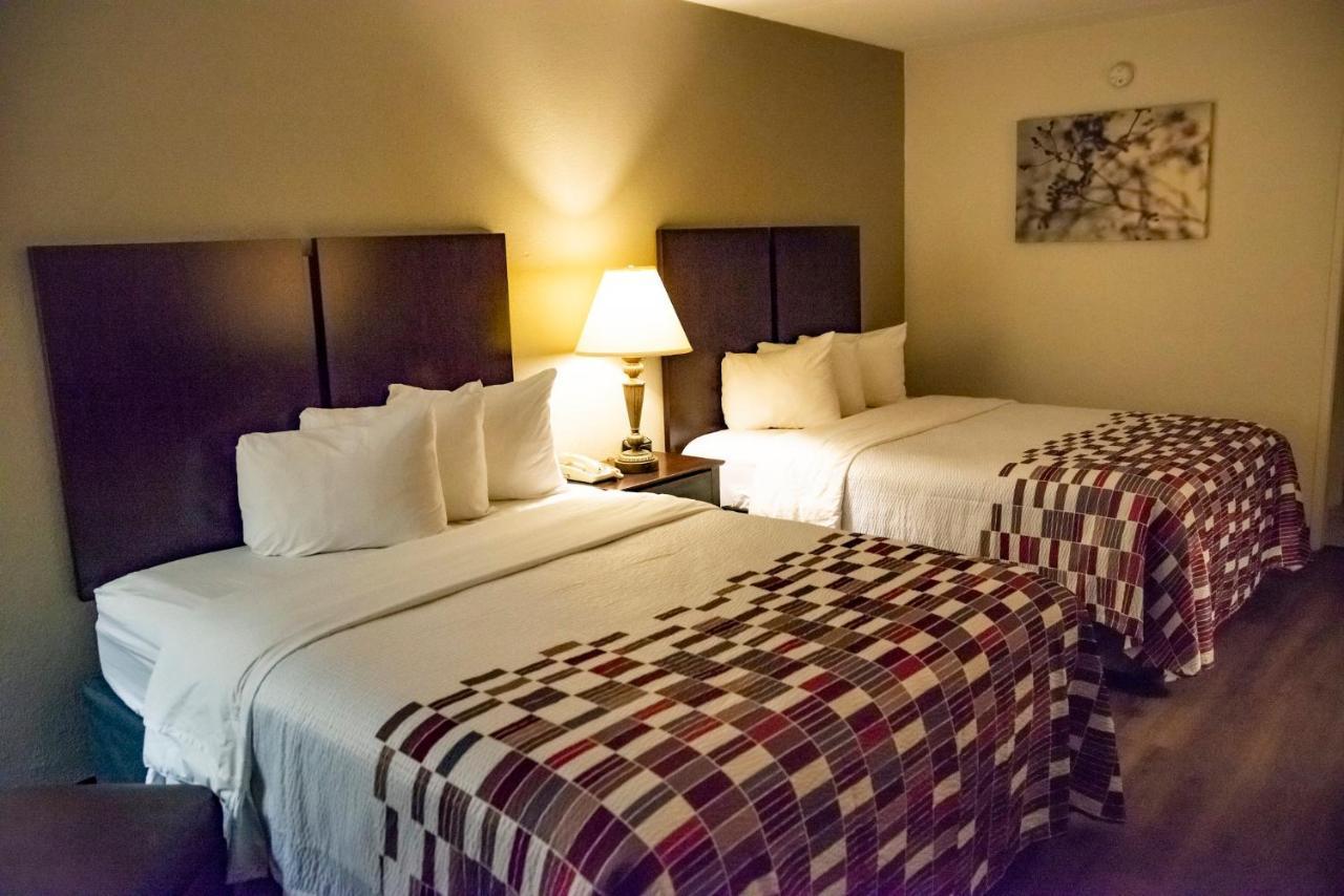 Hotel Red Roof East 2*