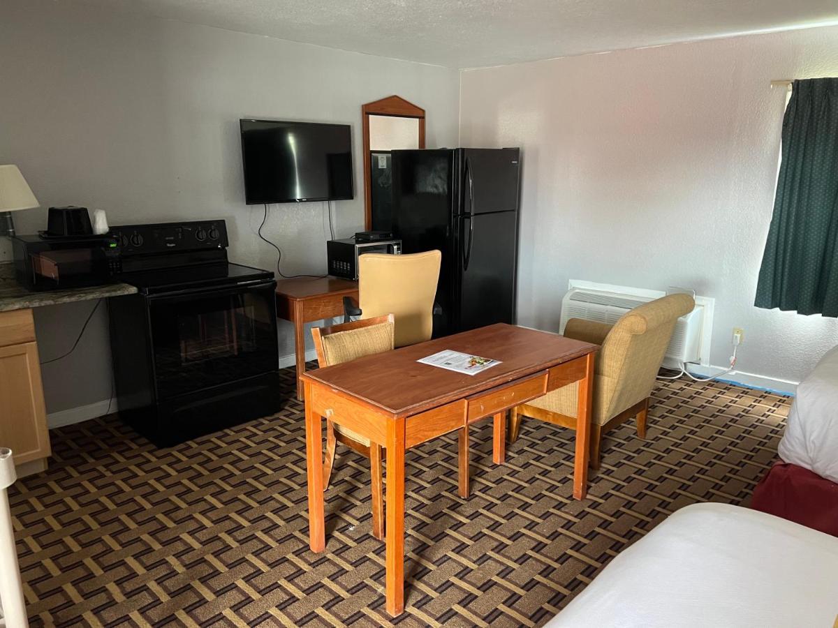 Budget Motel