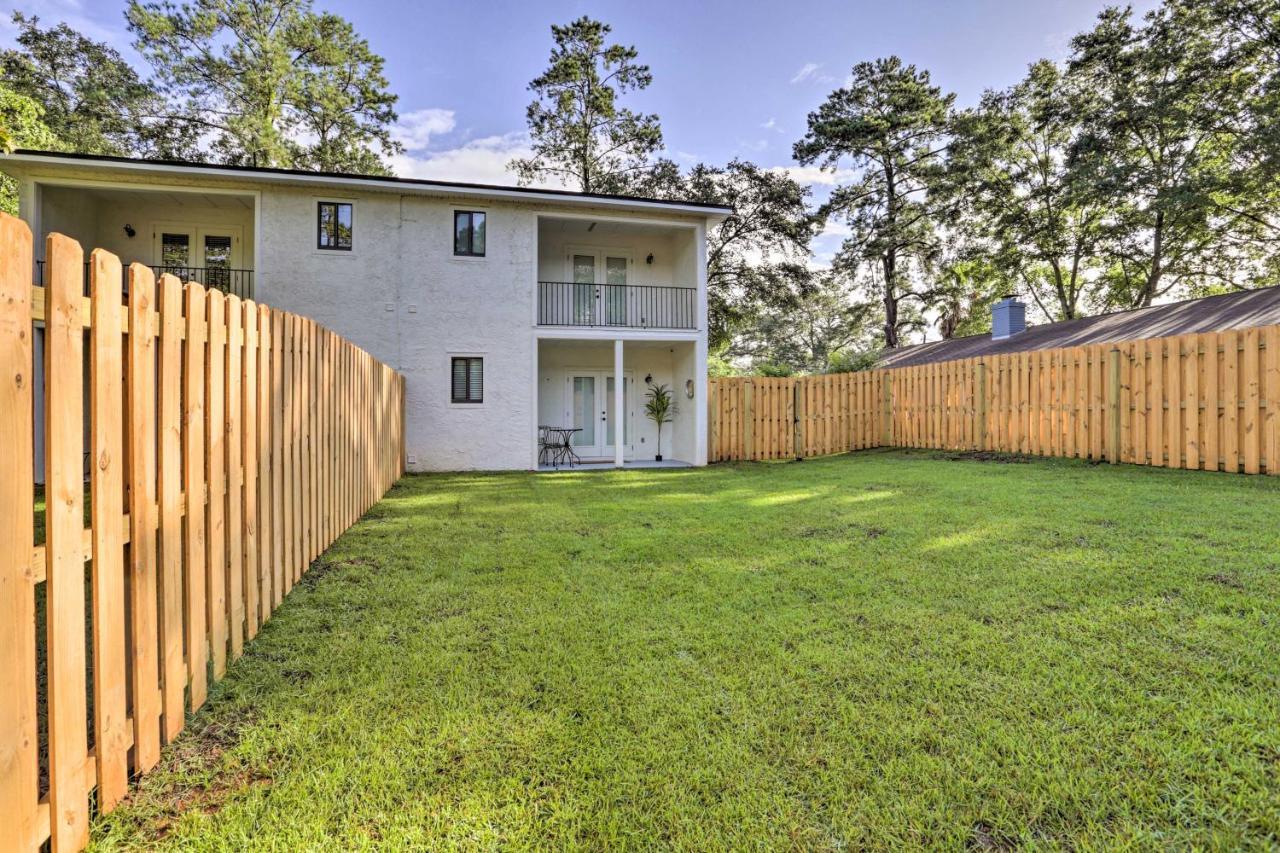 Cozy With Spacious Yard!