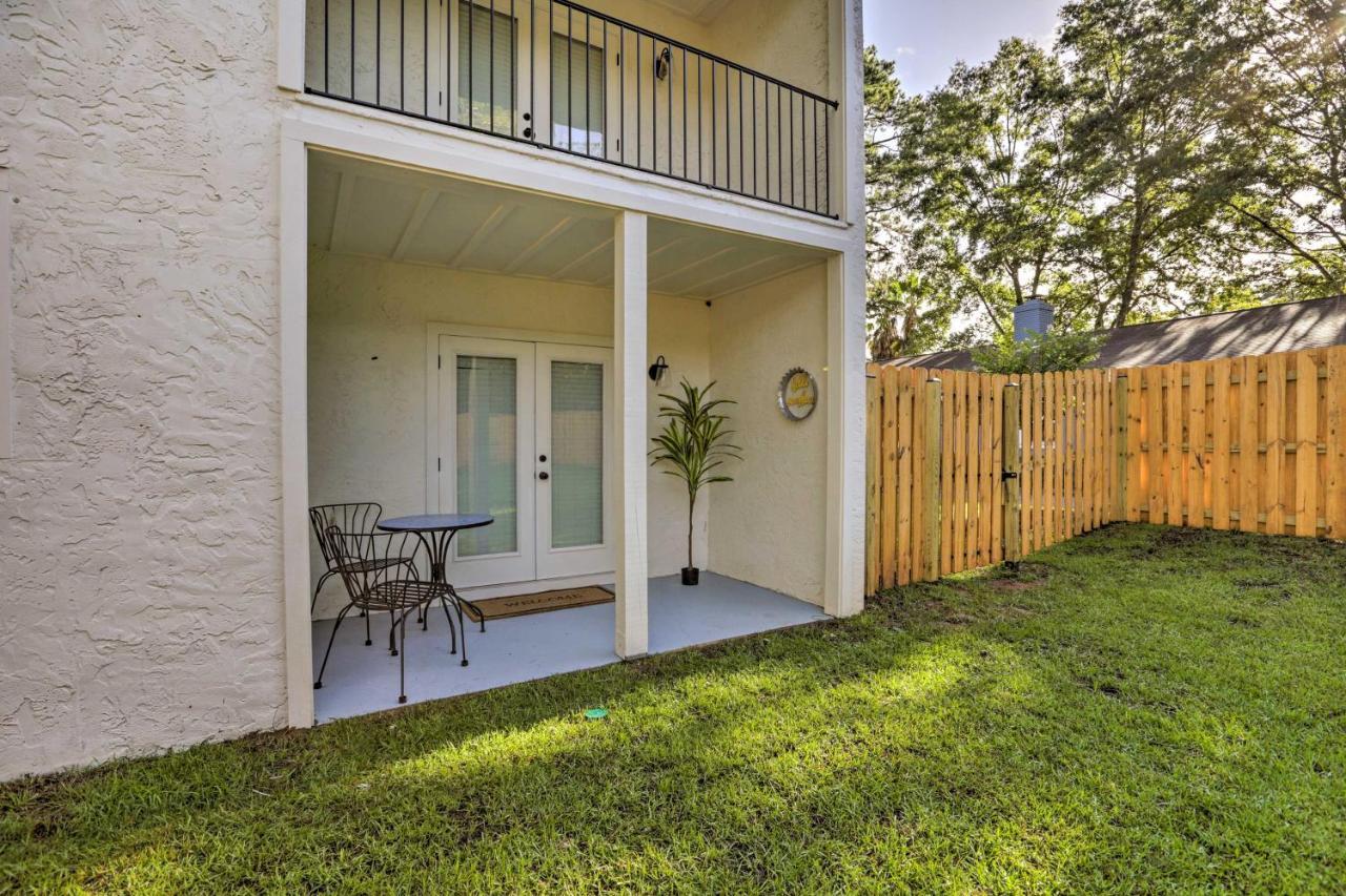 Cozy With Spacious Yard!