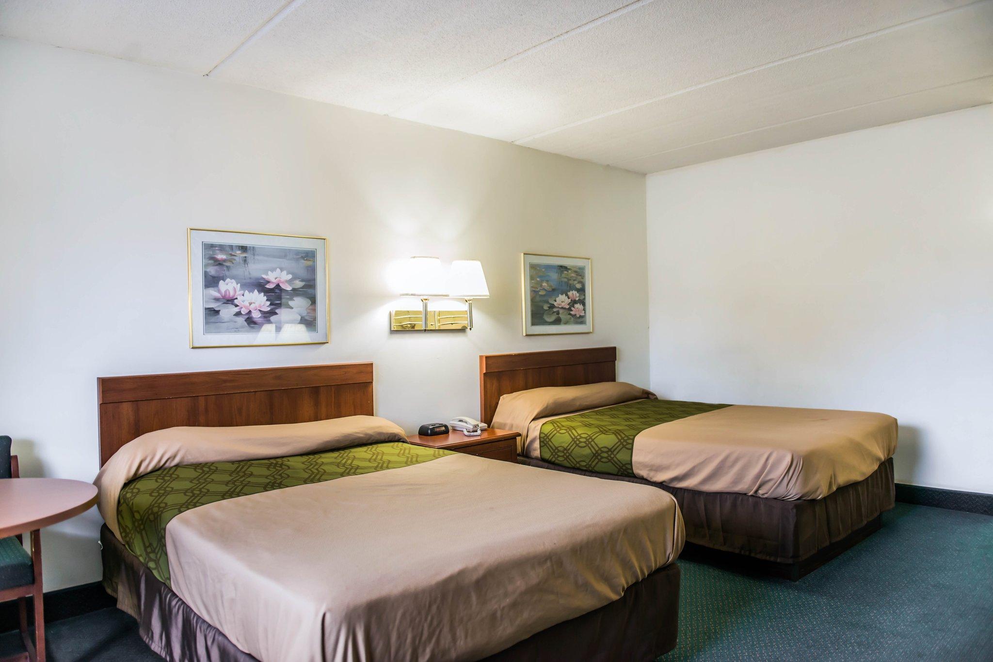 Econo North Lodge