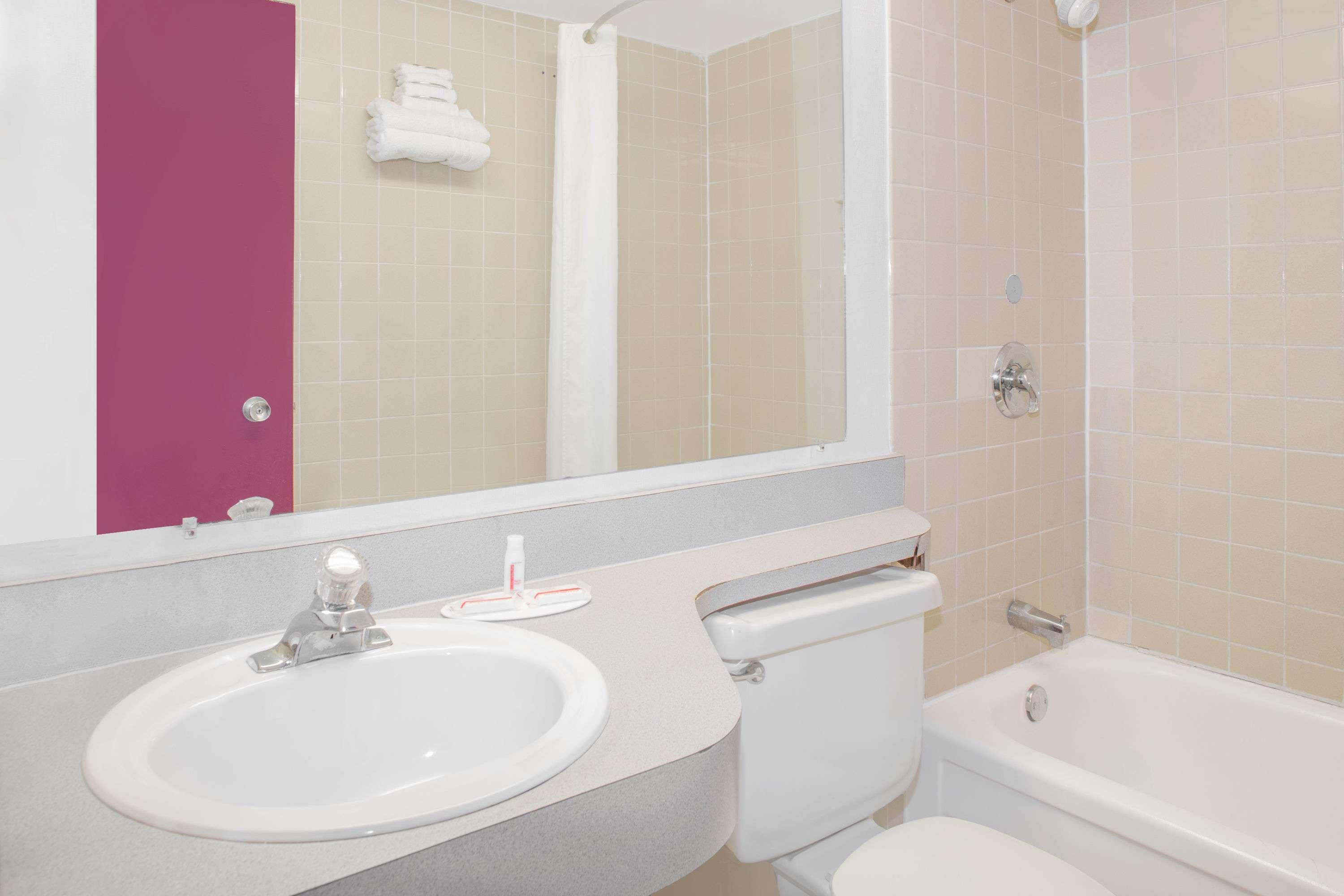 Hotel Days By Wyndham Center 2*