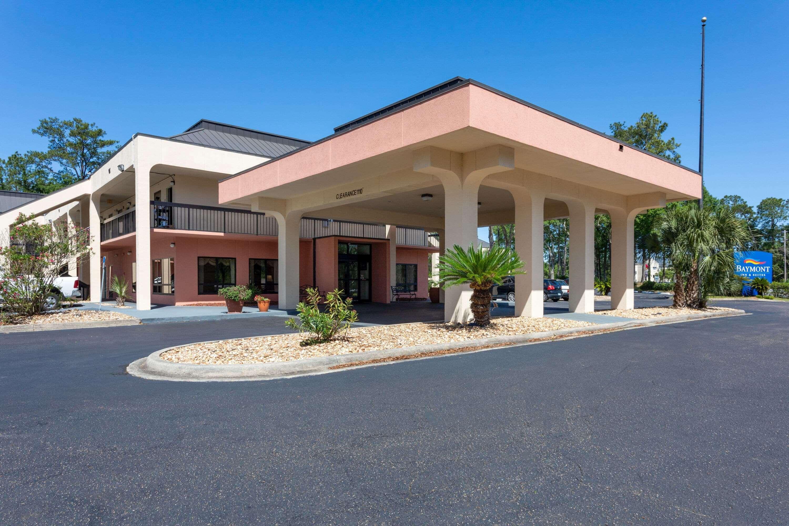 Baymont By Wyndham Hotel
