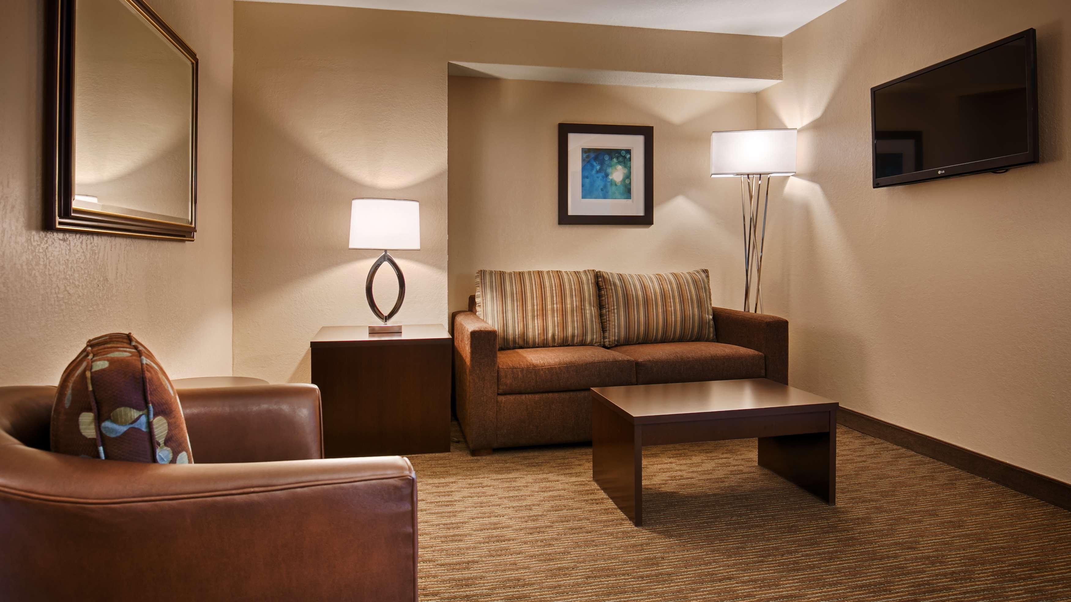 Western North Hotel 3*