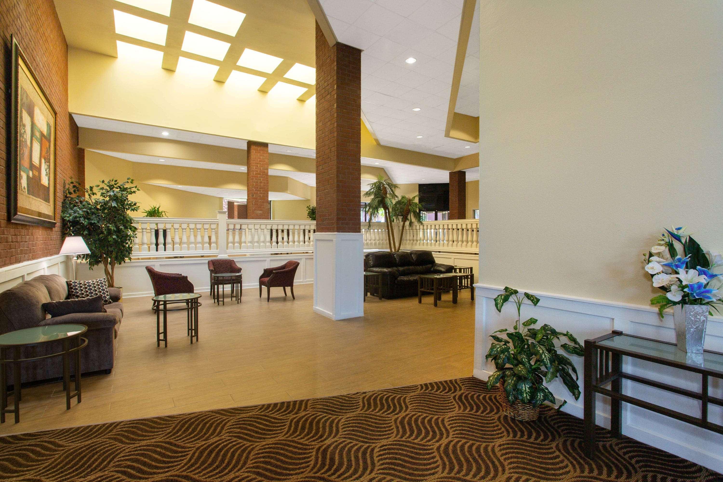 Days & By Wyndham Conf Center I-10 2* Tallahassee