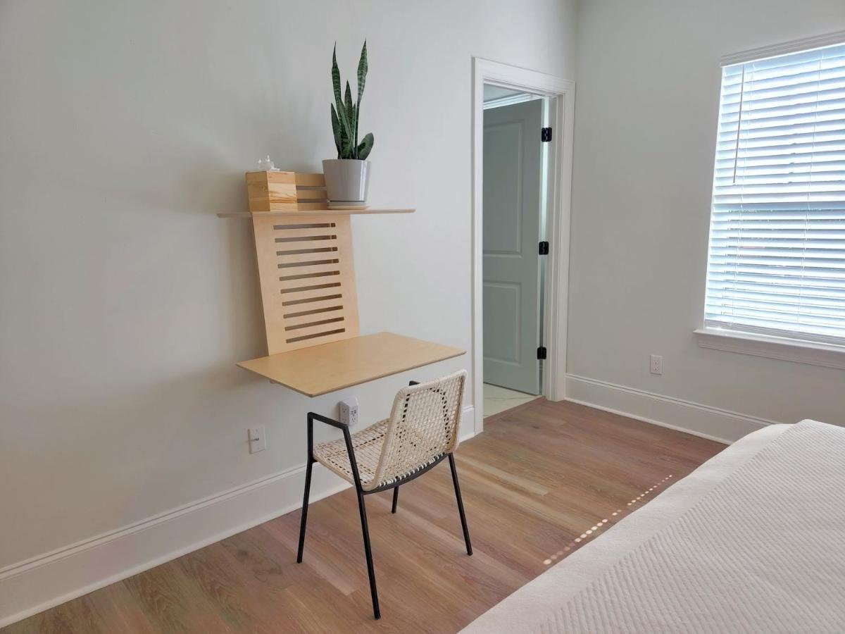 Beautiful Modern Luxury Eco Townhouse, 3b/3.5b Great Location * Tallahassee