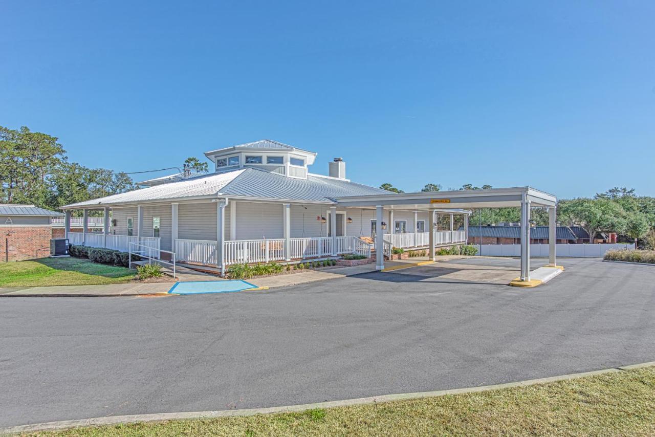 Seven Hills I-10 Hotel Tallahassee