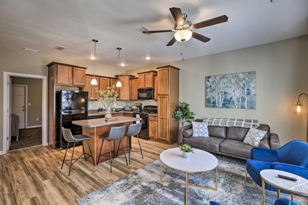 Ideally Located And Elegant With Balcony! Tallahassee