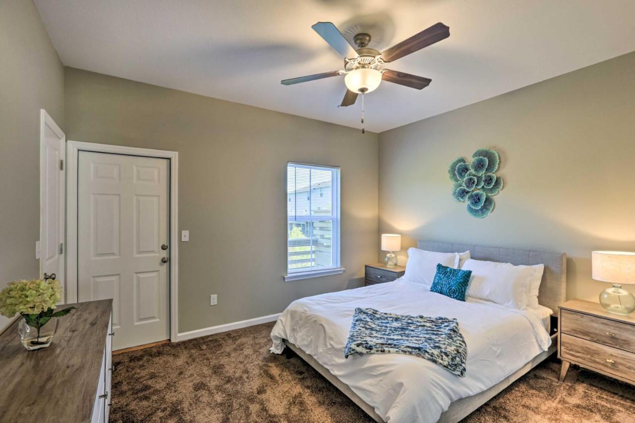 Ideally Located And Elegant With Balcony! Tallahassee