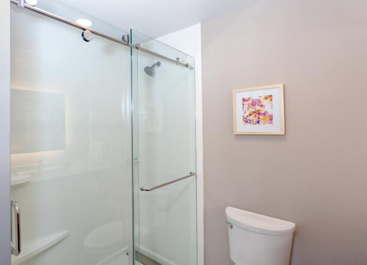 - E Capitol - Univ By Ihg Tallahassee