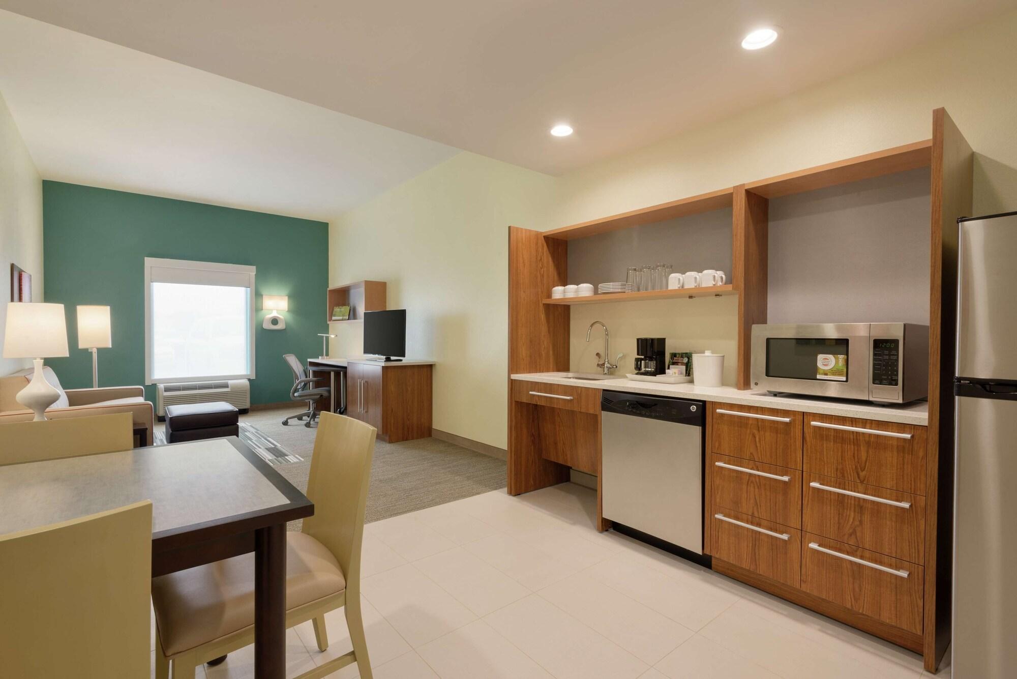 Home2 By Hilton State Capitol Hotel 3*