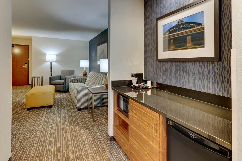 Drury Plaza Hotel