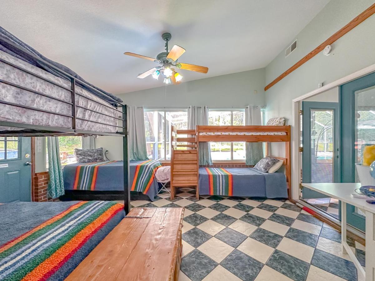Groups-hot Tub -pool- Private-4 Baths Holiday home Tallahassee
