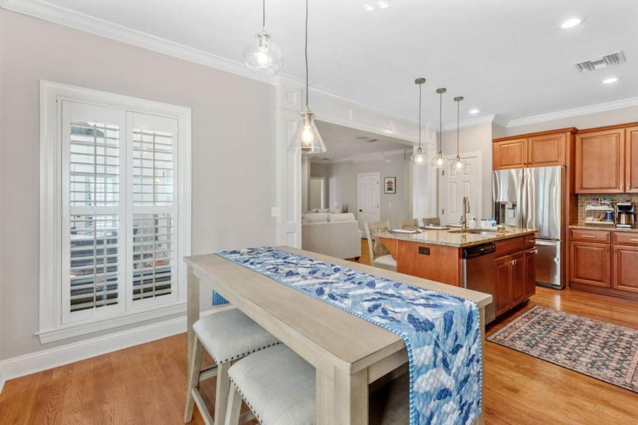 Serene Smart Home, Big Backyard, Family And Friends * Tallahassee