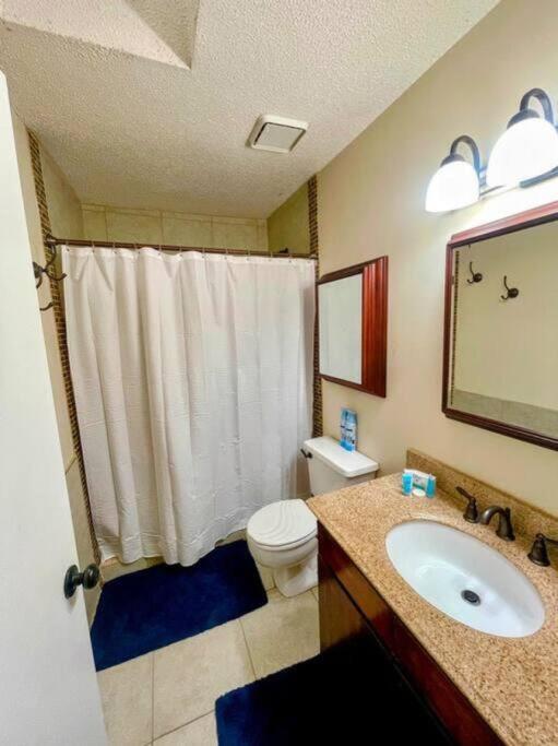 Town & Country-4br/3ba, 1.5 Acres, 20 Min Fsu/famu Holiday home