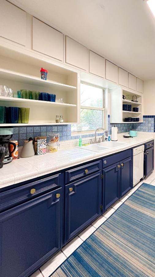 Holiday home Peaceful Near Capitol, Campus & Hospitals *
