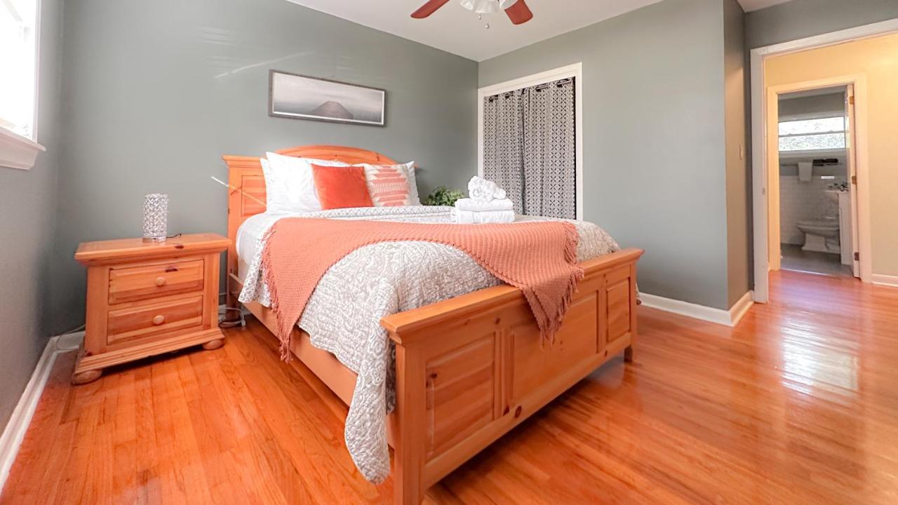 Peaceful Near Capitol, Campus & Hospitals Holiday home *