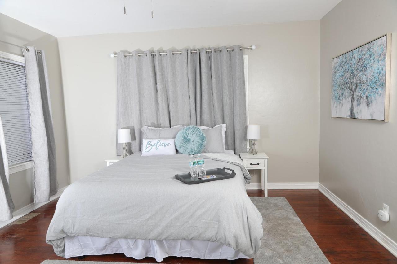 Holiday home Fantastic Gem Minutes From Campus/stadium, Capitol