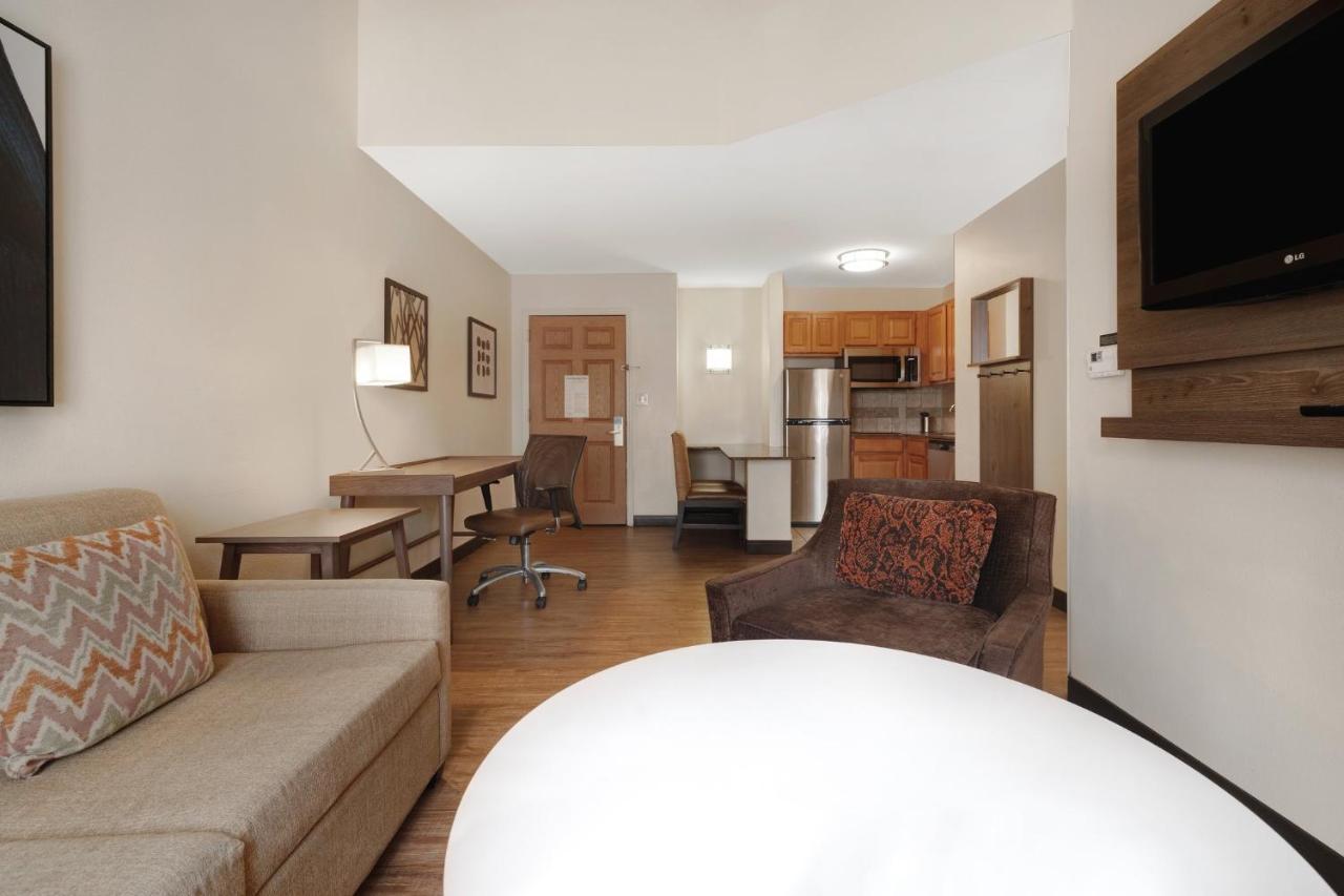 Staybridge I-10 East By Ihg Hotel 3*