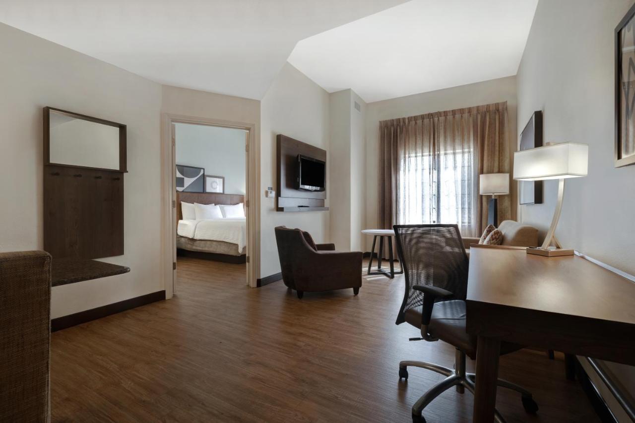 Staybridge I-10 East By Ihg