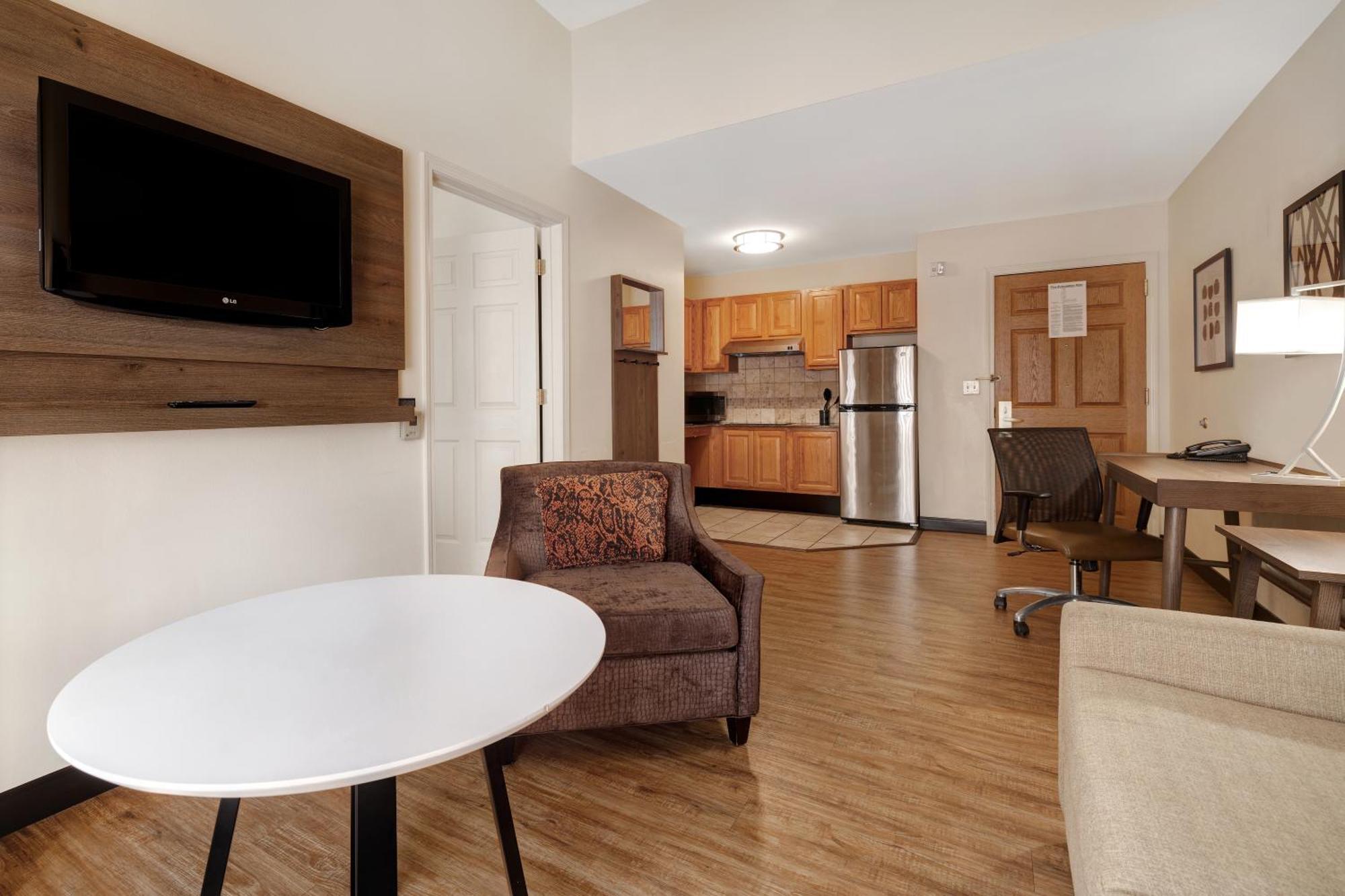 Staybridge I-10 East By Ihg 3*