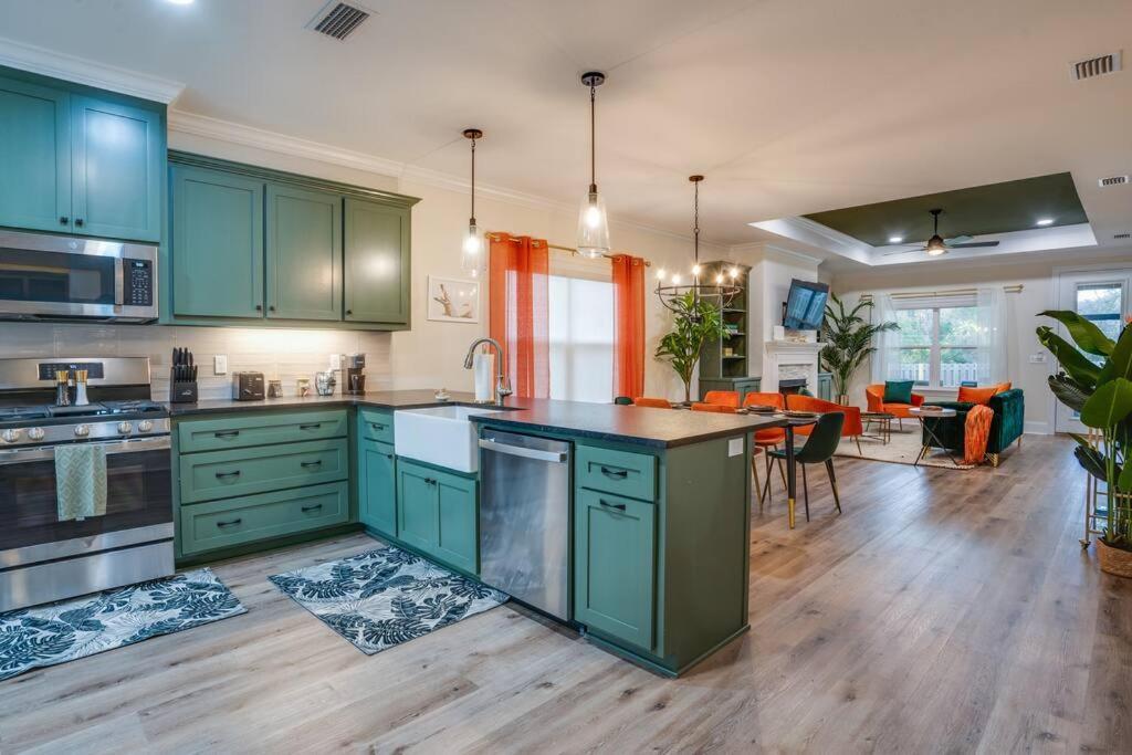 Downtown Escape: Lakes & Parks - 20min To Airport Holiday home Tallahassee