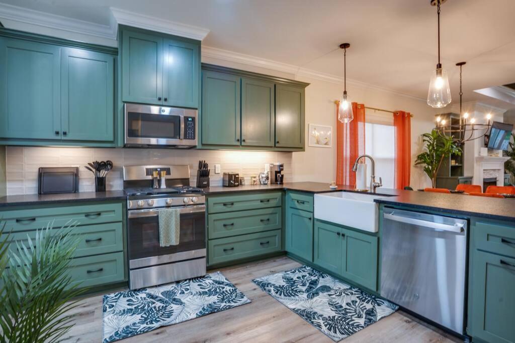 Downtown Escape: Lakes & Parks - 20min To Airport Tallahassee