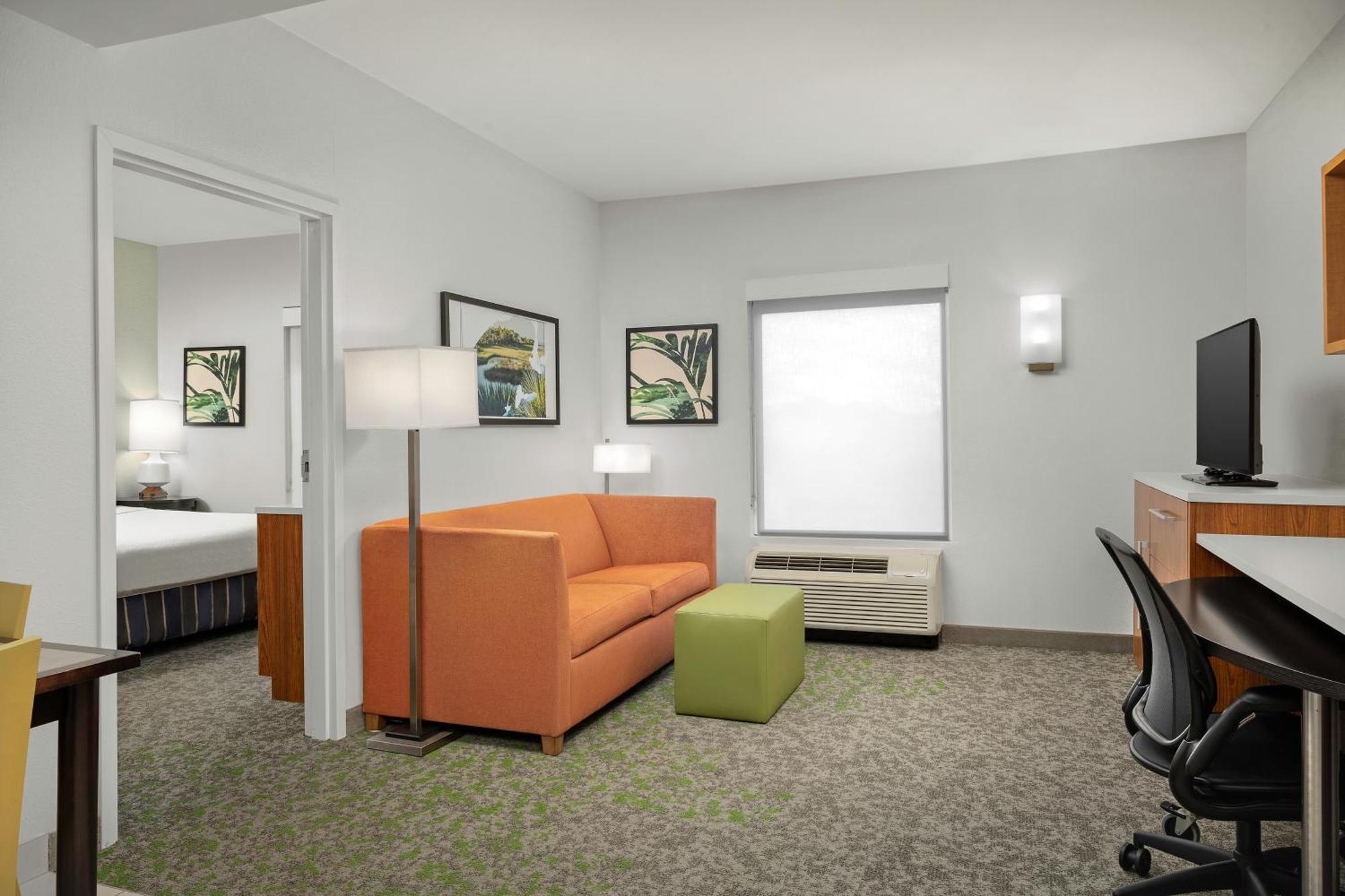 Hotel Home2 By Hilton State Capitol 3*
