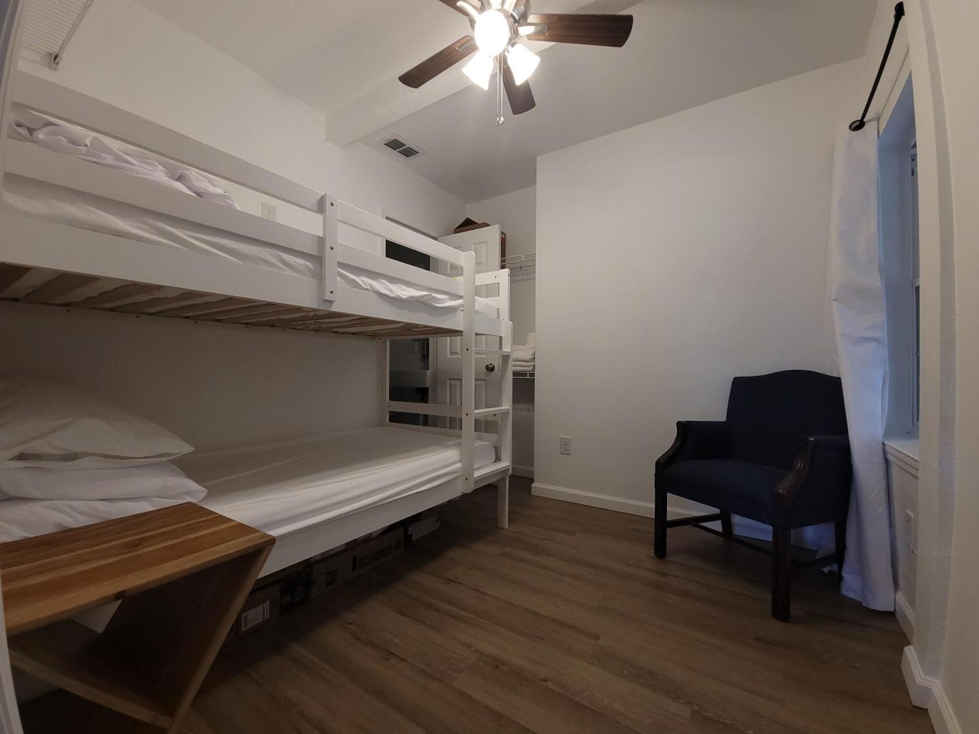 One Unit Of A Fully Renovated Duplex Near Fsu Apartment Tallahassee
