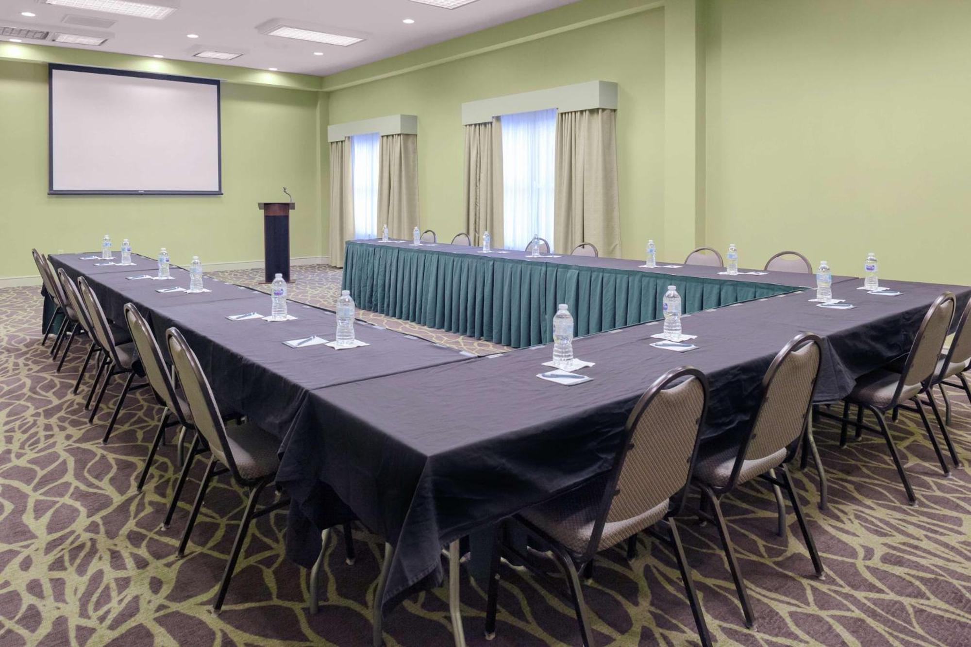 Homewood By Hilton 3* Tallahassee