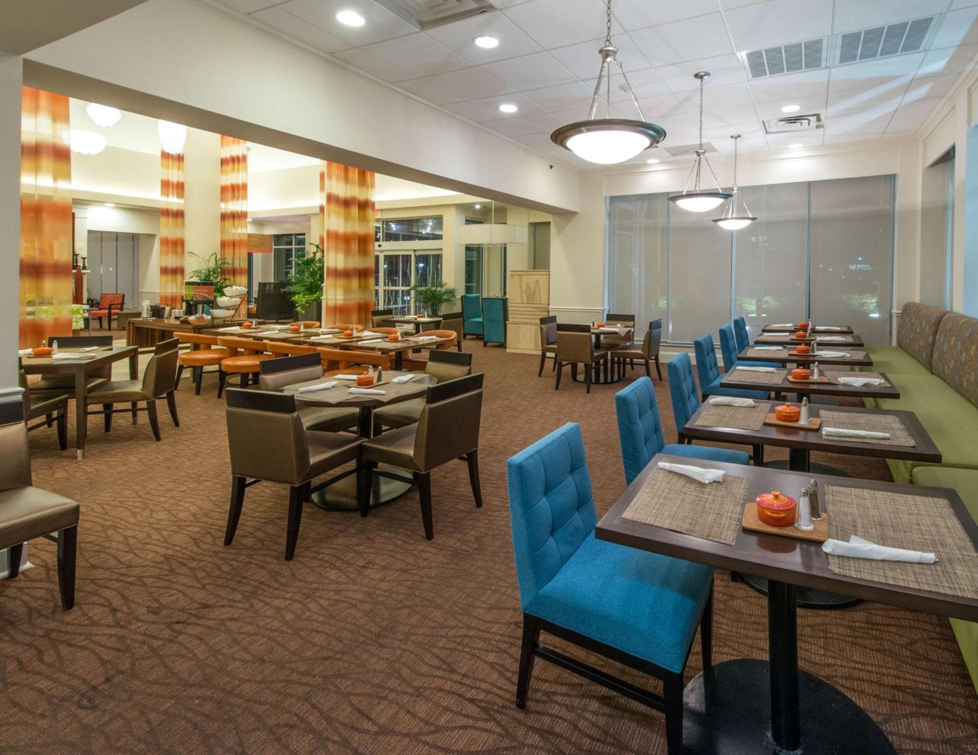 Hilton Garden Hotel 3*